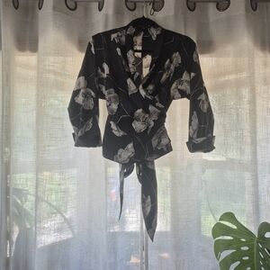 Jones New York Monochrome Floral Blouse